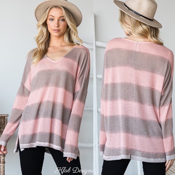 ❤️LAST! V Neck Relaxed Fit Pink Striped Soft Top! - Picture 3 of 6